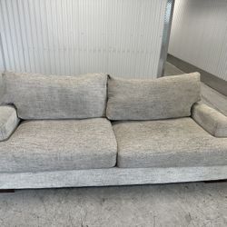 Comfy, gray sofa, couch🔥🔥🔥