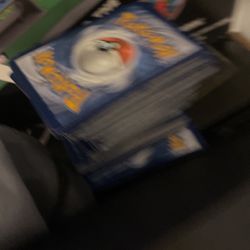 a lot of pokemon cards