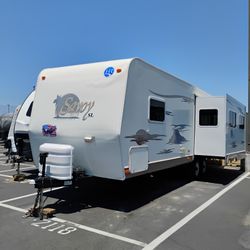 One Owner 2008 Holiday Rambler 29th With Super Slide Out