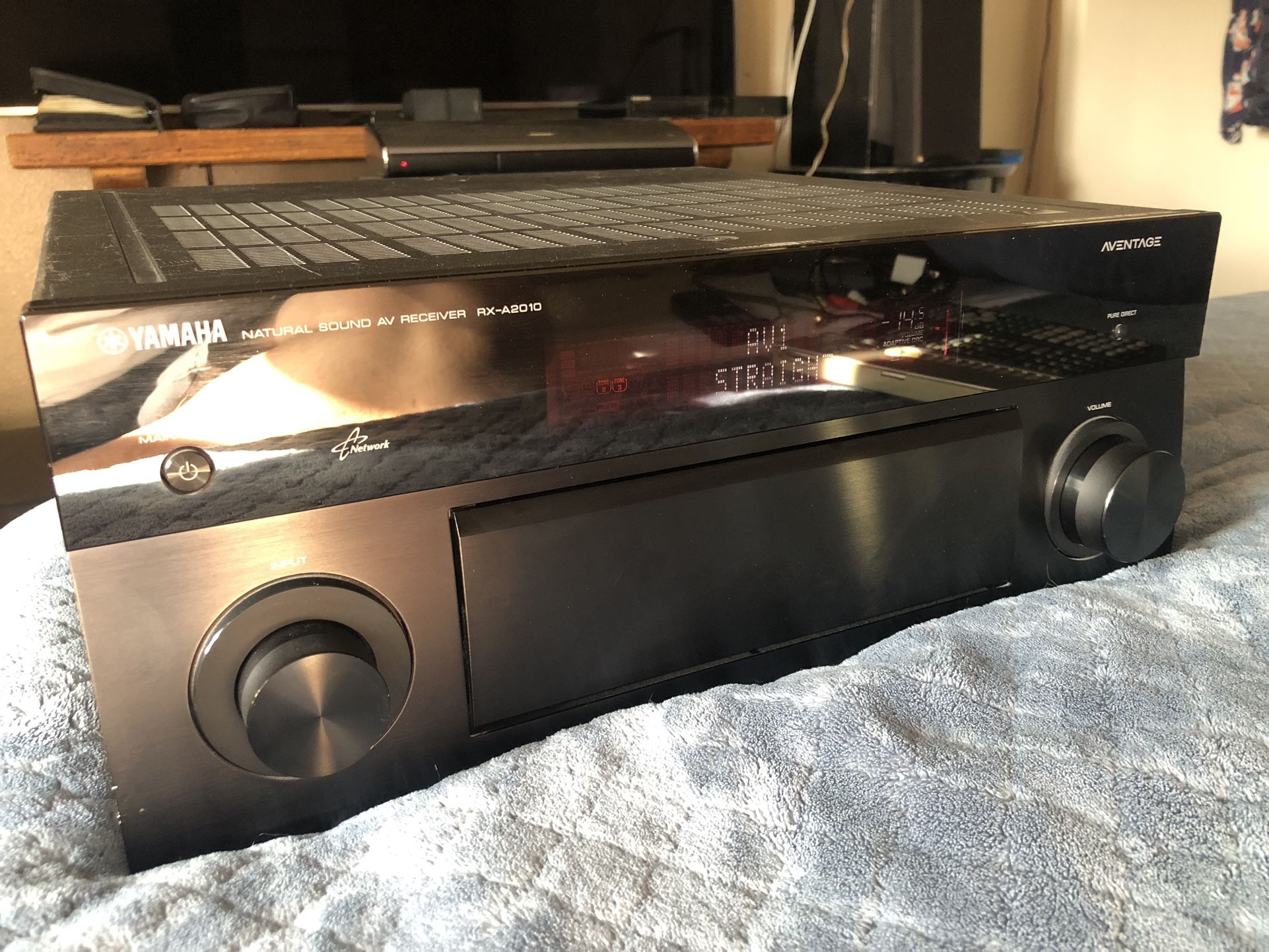 YAMAHA RX-A2010 Home Theatre Receiver