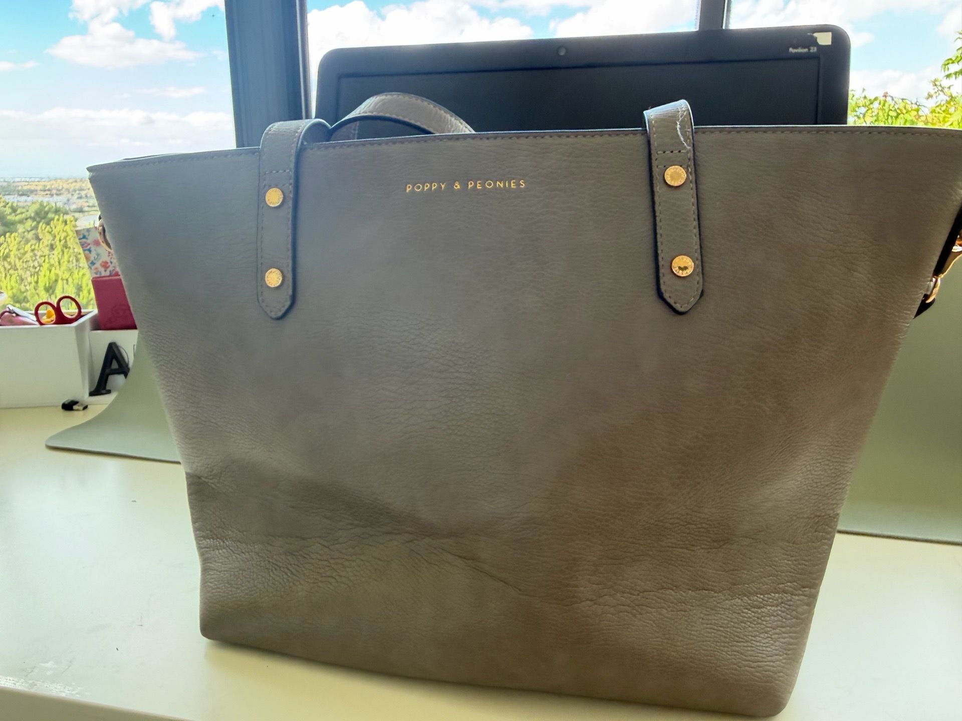 🔥 Poppy & Peonies GO-GETTER Tote Bag – Like New.