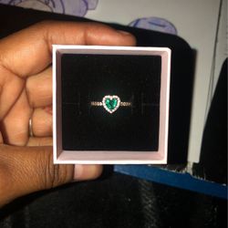 Emerald Green Pandora Ring 