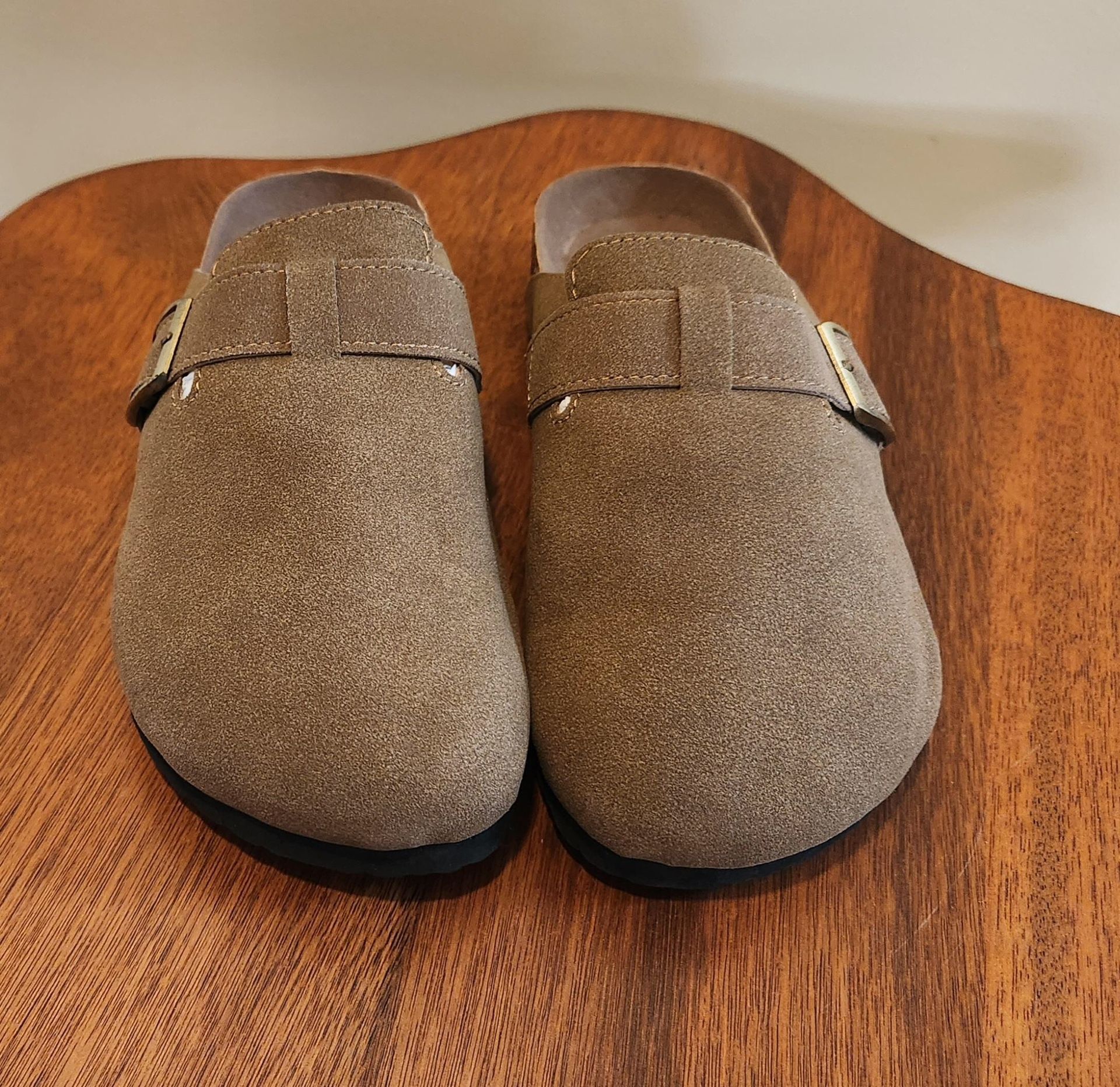 New CAHHRRN Women’s Slip On Sandals - Size 39 (US 8 1/2)