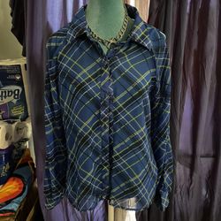Stylish Plaid Blouse