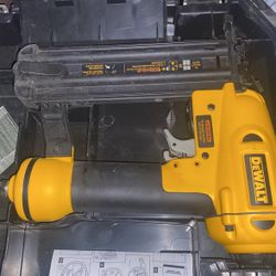 Dewalt Nail Gun 