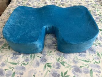 Memory foam seat cushion