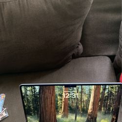 Apple MacBook Air 13 2024 M3 4.05 Ghz 8 Gb
