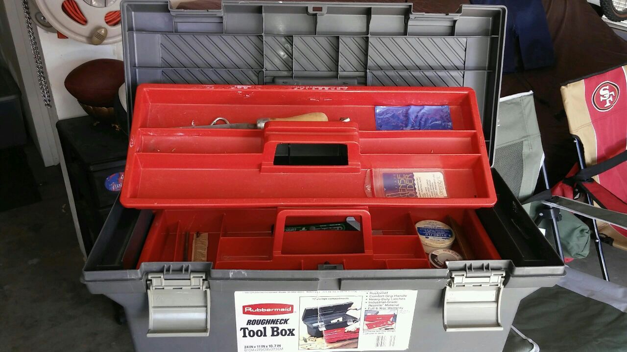 Rubbermaid 2 tray toolbox for Sale in Modesto, CA OfferUp