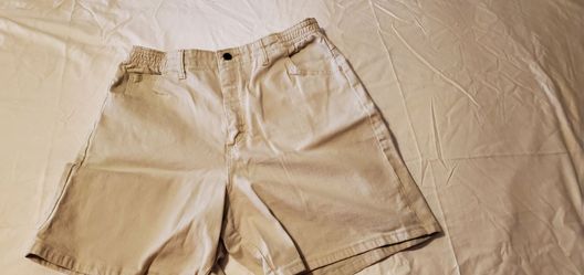 Size 16 women's shorts