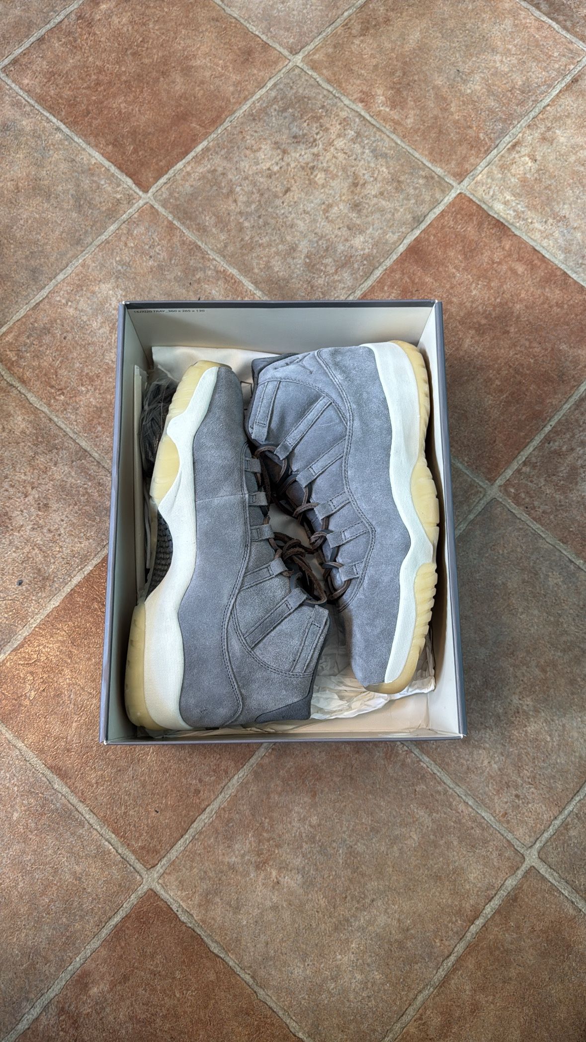 Jordan 11 Grey Suede Pinnacle Size 12 Used Og All