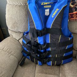 ADULT X - SMALL LIFE JACKET NEW NEVER USED BRAND DB X. 