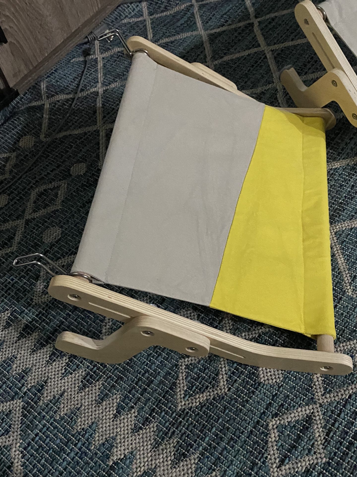 Yellow Cat Window Hammock Seat for Indoor Cats