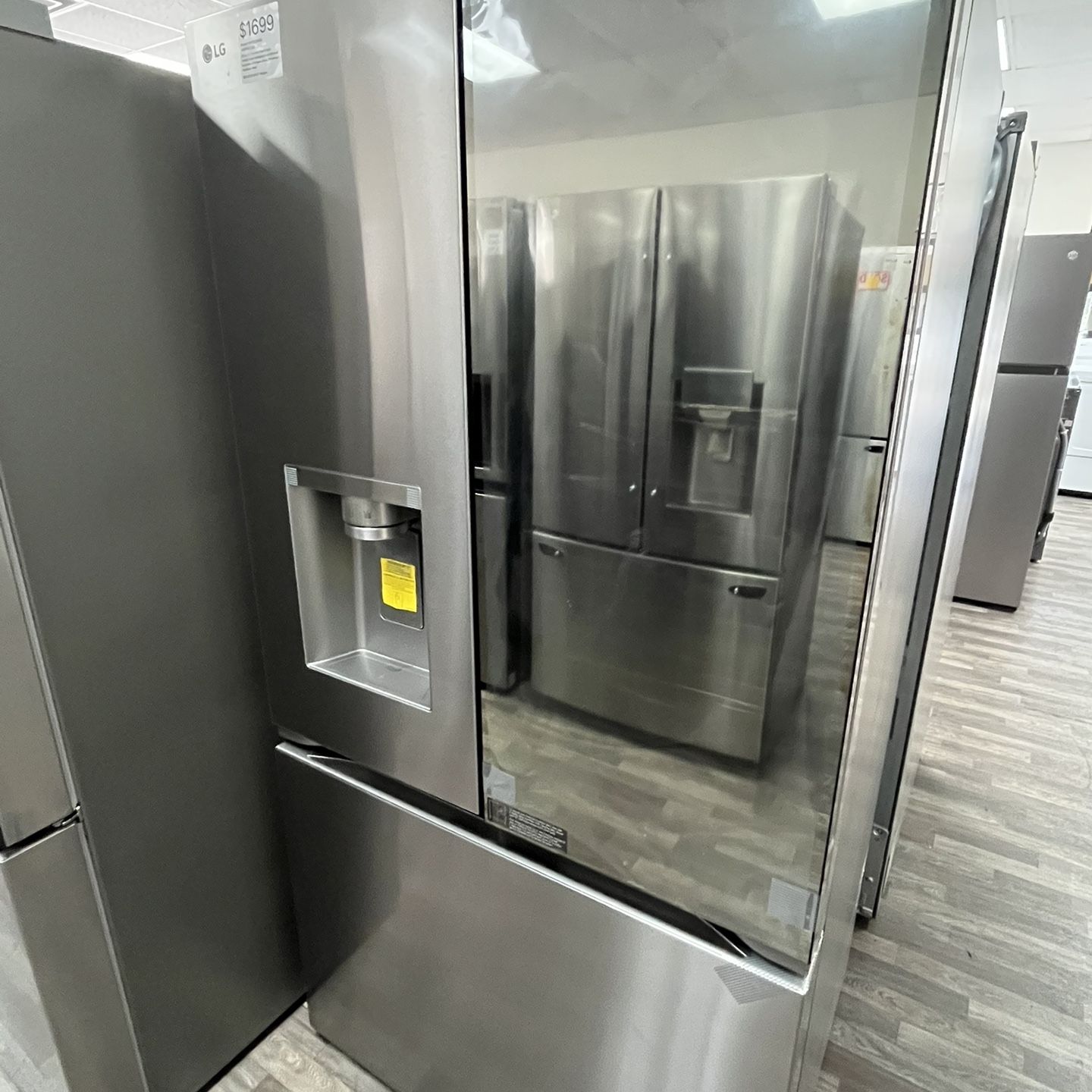 LG French Door Refrigerator, Counter Depth MAX, Mirror InstaView & Ice ONLY $1499