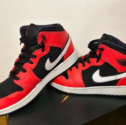 Nike Air Jordan 1 Mid Infrared