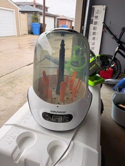 Baby Brezza Bottle Sterilizer and Dryer