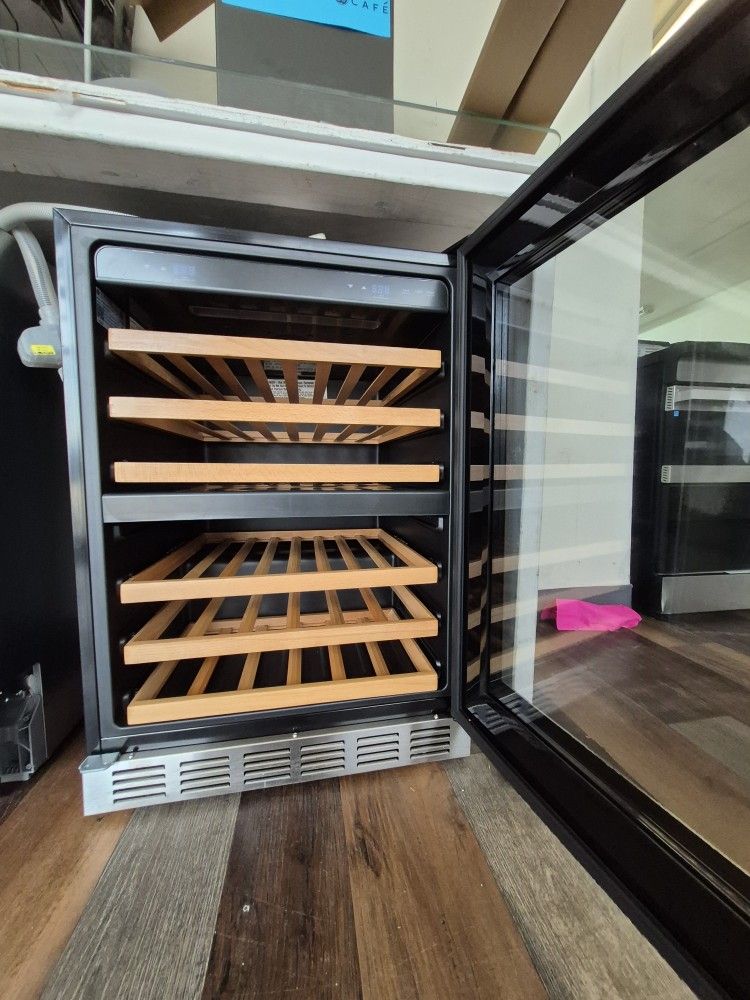 GE Profile 24" Wine And Beverage Cooler w/ Warranty