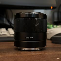 Sony 28mm F2 Lens 