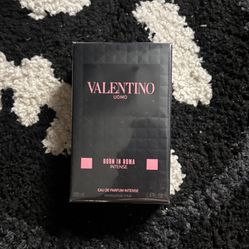 Valentino Born In Roma Intense 
