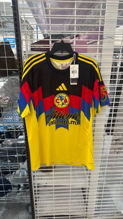 New Adidas América Jersey XL $75