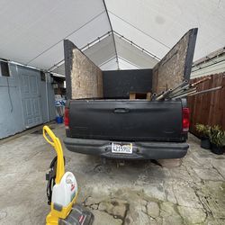 2004 Ford f250 super duty long bed 4 door full size