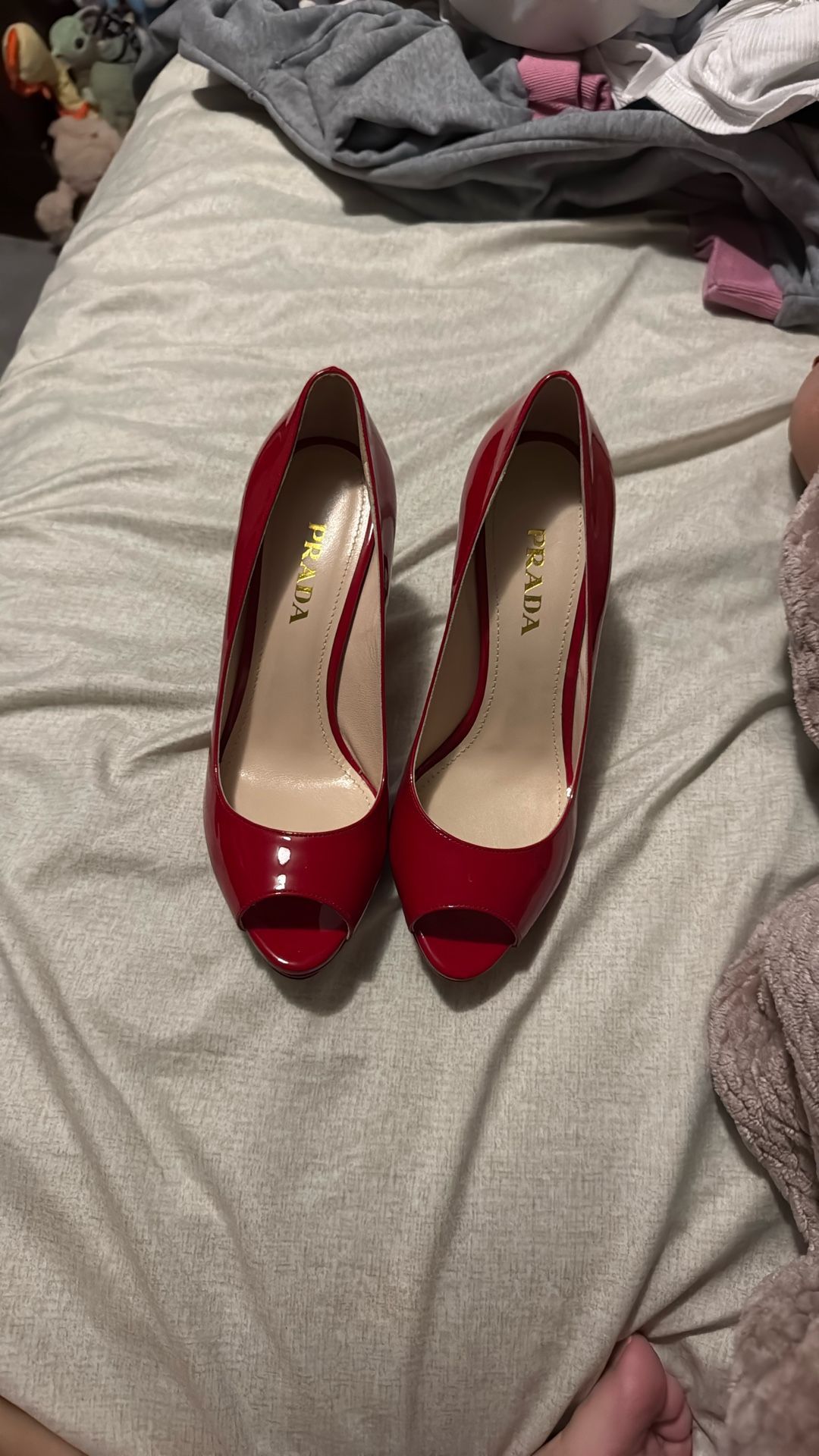 Size 7 Prada Patent Peep Toe Pumps Never Used