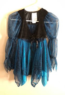 Nice witch dress size 4-6x