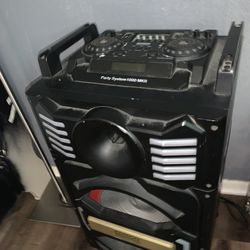 Party Speaker