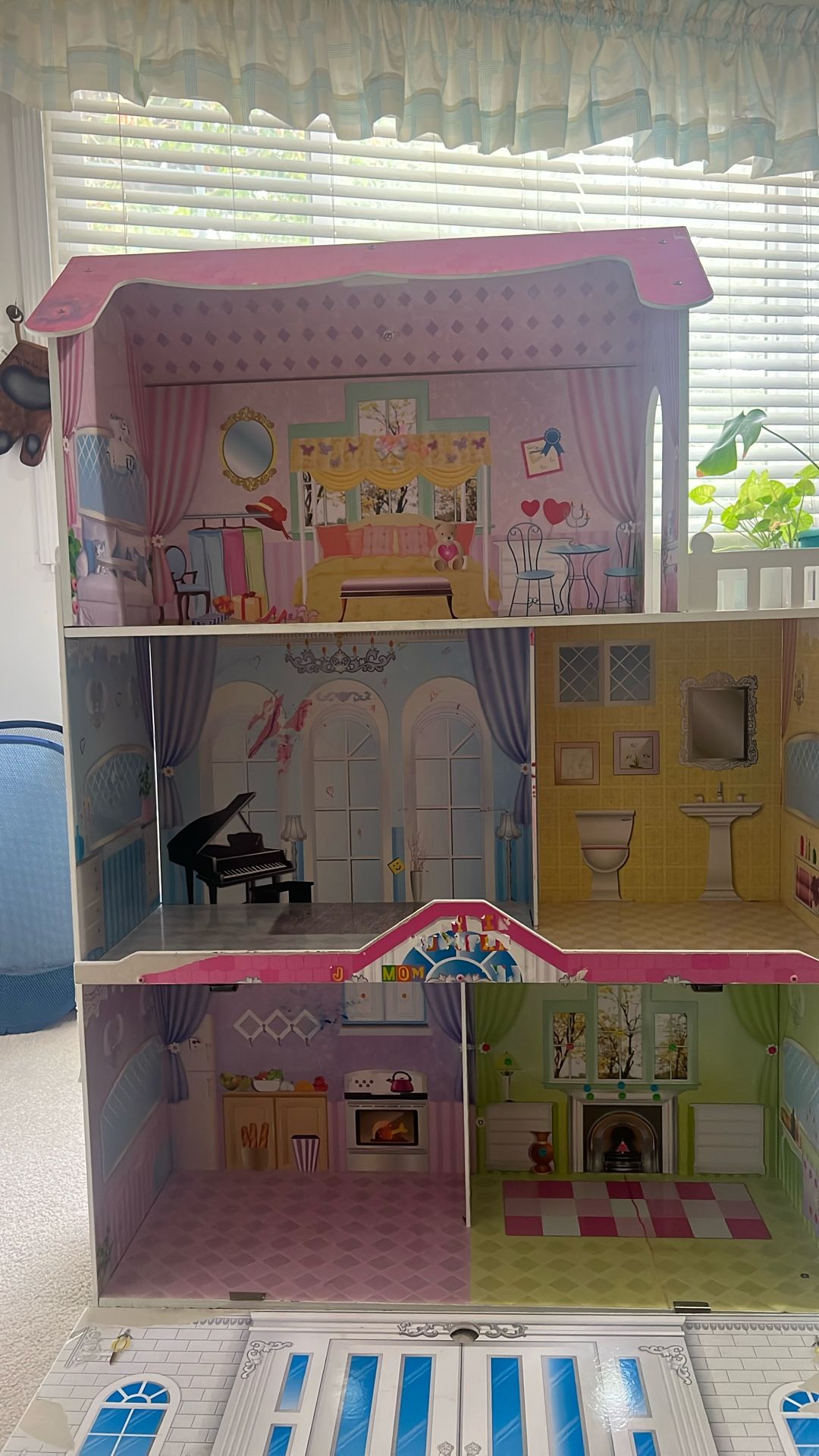 Girls Doll House