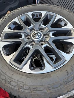 Toyota tundra 2024 Rins tires