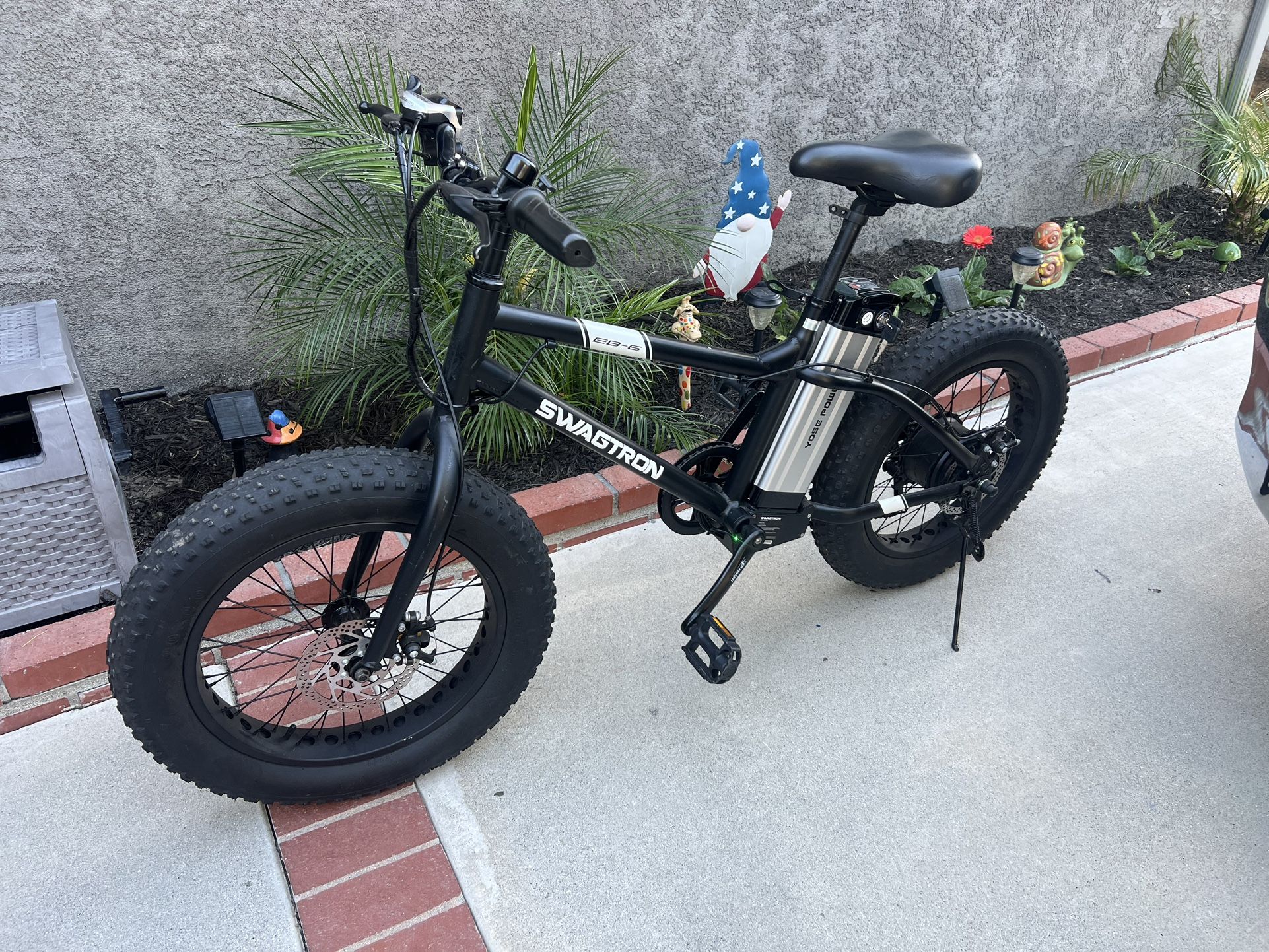 Swagtron EB-6 E-bike - Electric Bike - 20” - BMX style