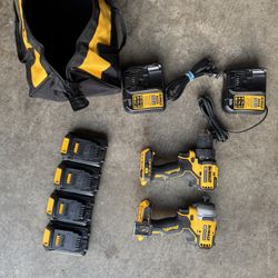 Next To New Dewalt Impact And Drill Set With 2 Chargers And 4 Batteries