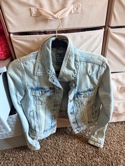 Women size small Aeropostale jean jacket