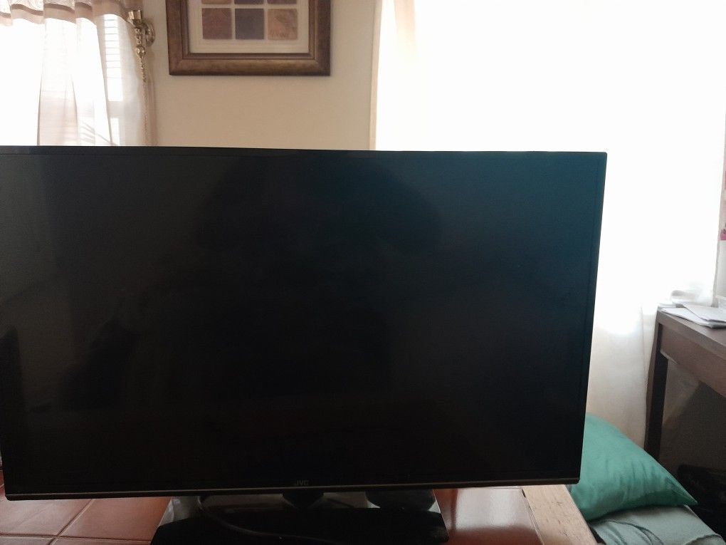 Tv 24 inch JVC With Remote $50