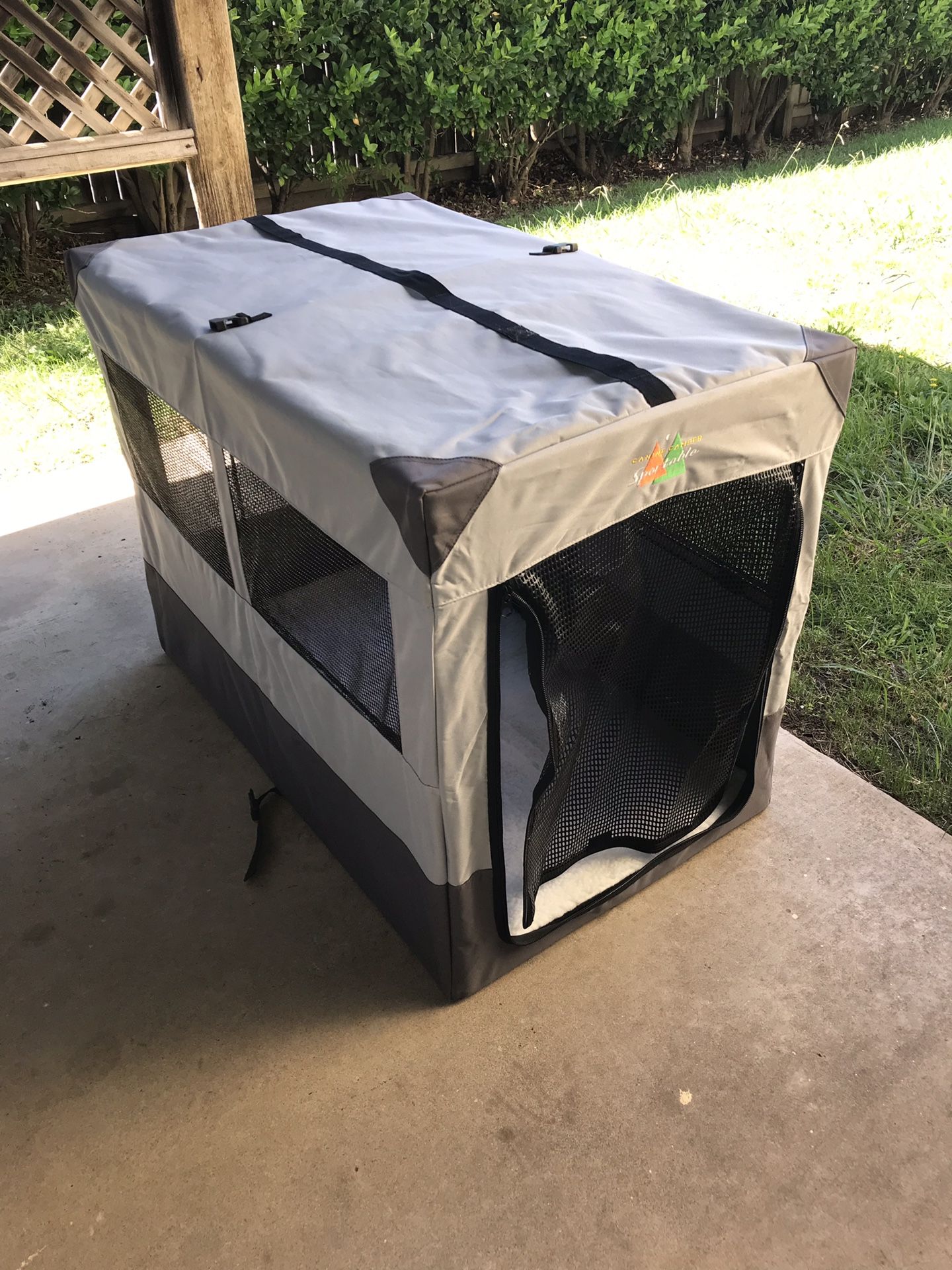 Large Canine Camper Sportable Dog Crate Collapsible