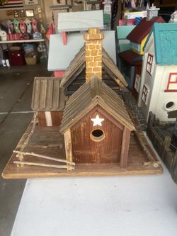 Custom Birdhouse