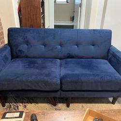 Couch / Loveseat