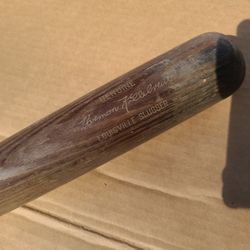 Vintage  33" LOUISVILLE SLUGGER 125 BASEBALL BAT 