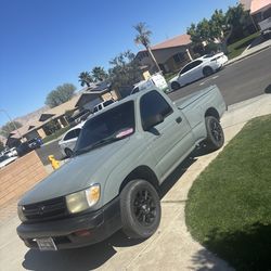 2000 Toyota Tacoma