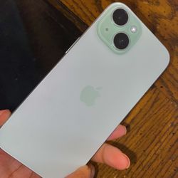 iPhone 15 Green For Sale. 