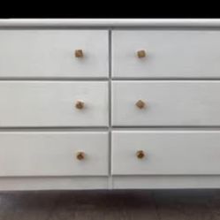Dresser - Solid Wood - Mid Century 
