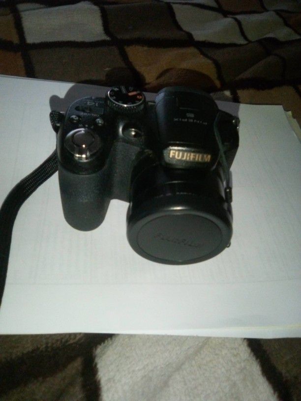 Fujifilm Camera Finepix S2850HD