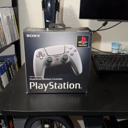 PlayStation 5 30th Anniversary Controller 