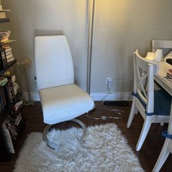 Gorgeous, Z Shape, PU Leather Modern Chair,White