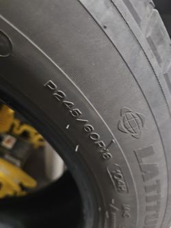 2 tires Great Condition Used 26570r17 for Ford Explorer