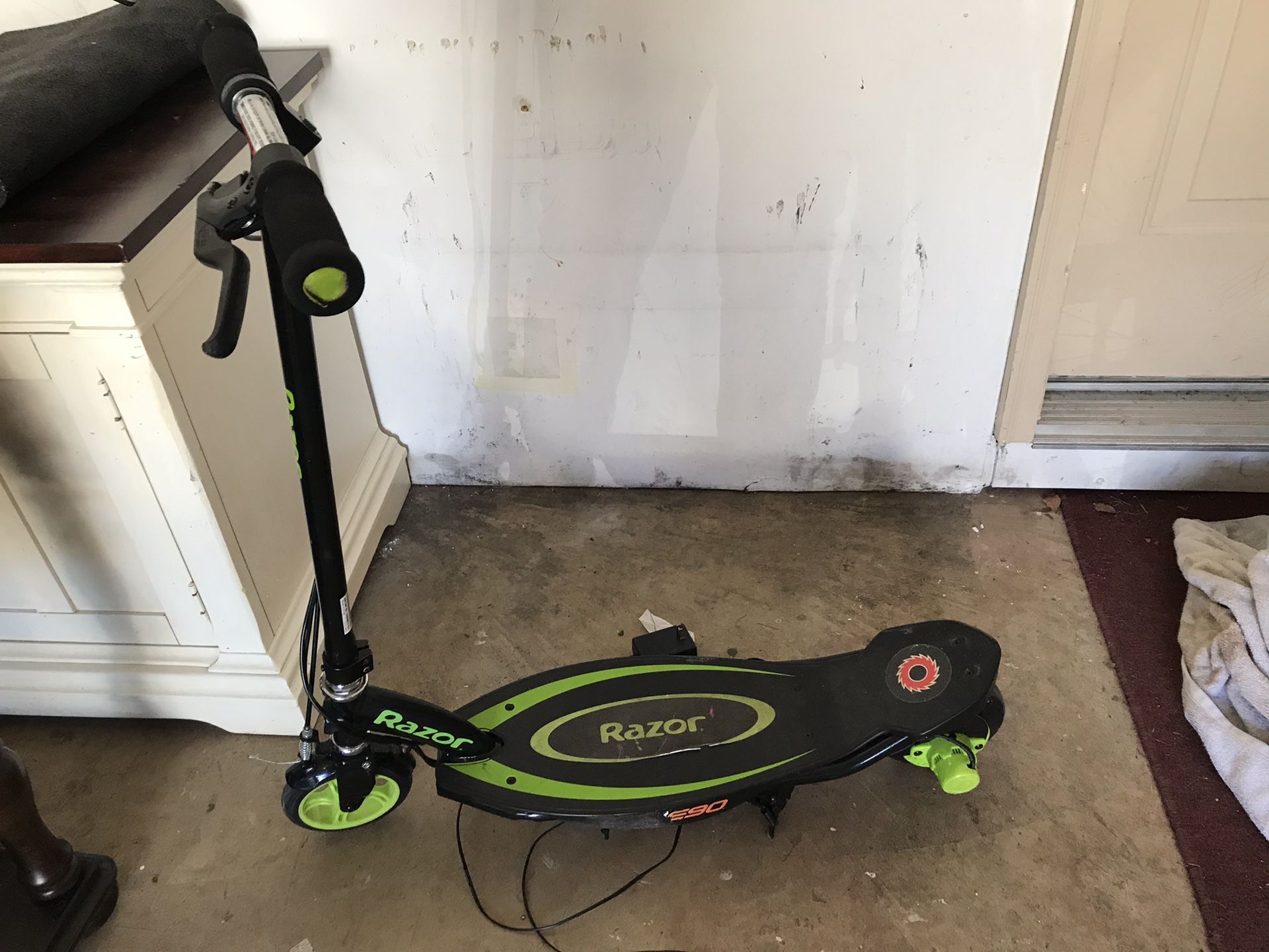 Razor electric scooter