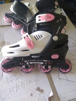 Girls Adjustable Roller Blades Sizes 1 To 4