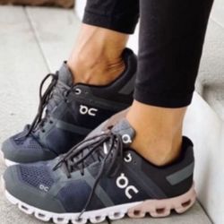 ON Cloudflow size 7,5