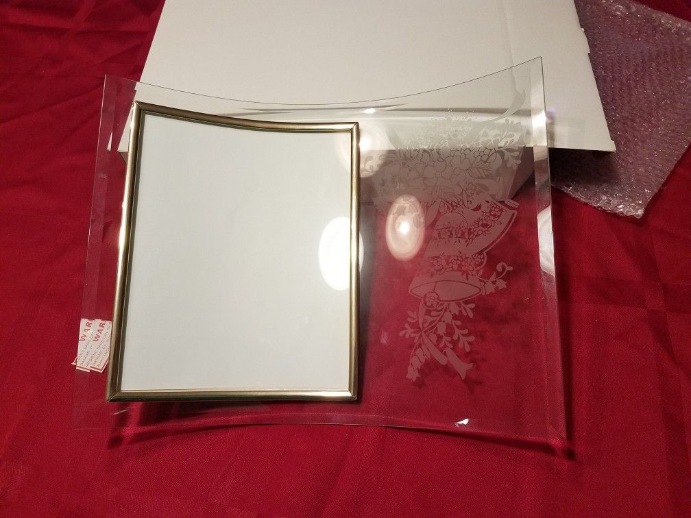Frame; NEW; Glass wedding frame - $10