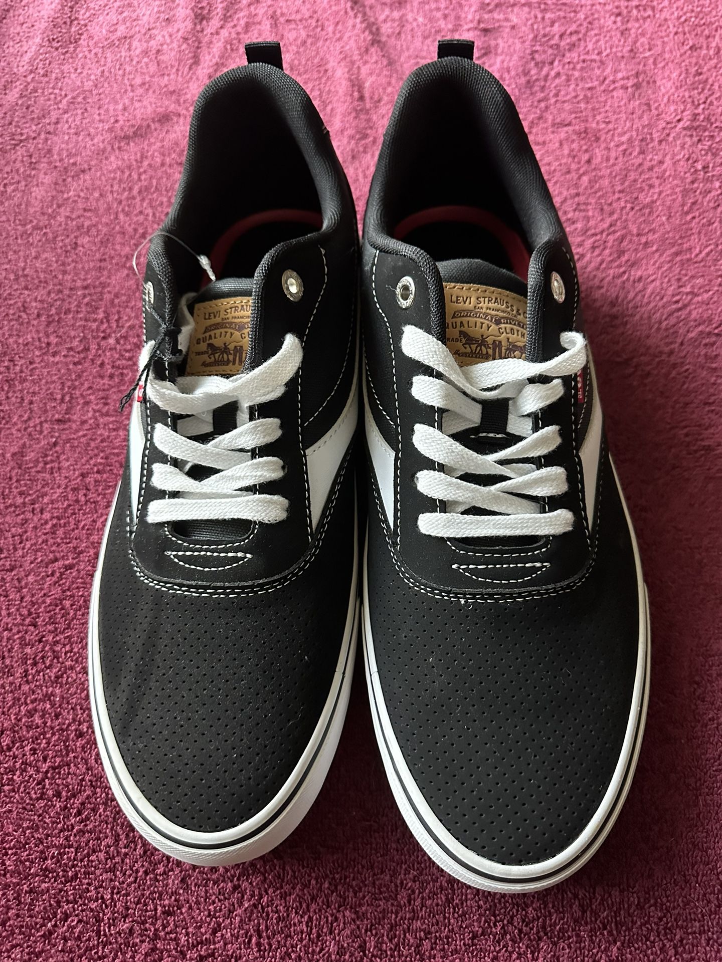 Levi’s Men shoes Size 13 