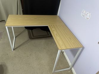 Corner Desk